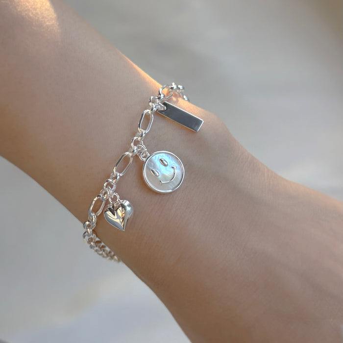Love and Smile Pearl Bracelet