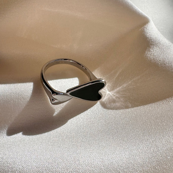 Two Tone Crossover Heart Ring