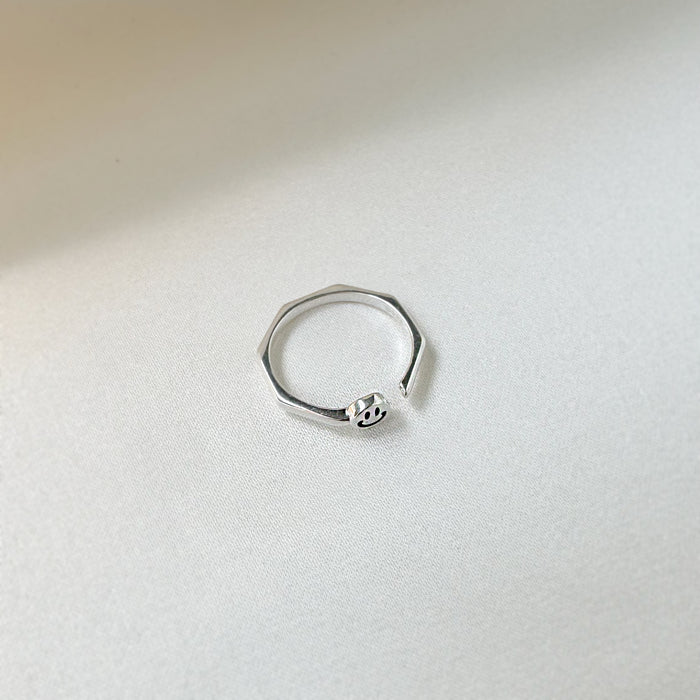 Cheerful Smile Ring
