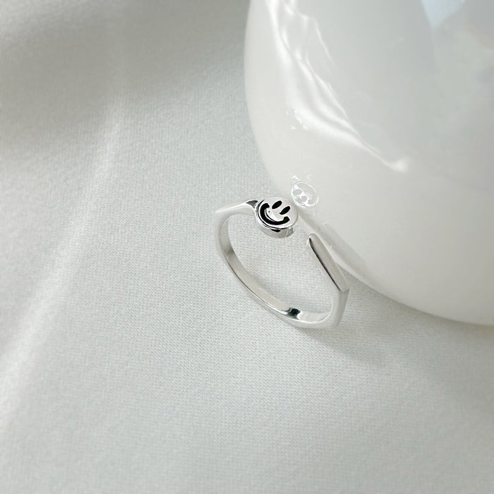 Cheerful Smile Ring