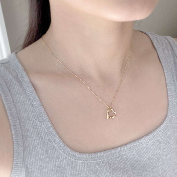 Lean on Love Neckalce