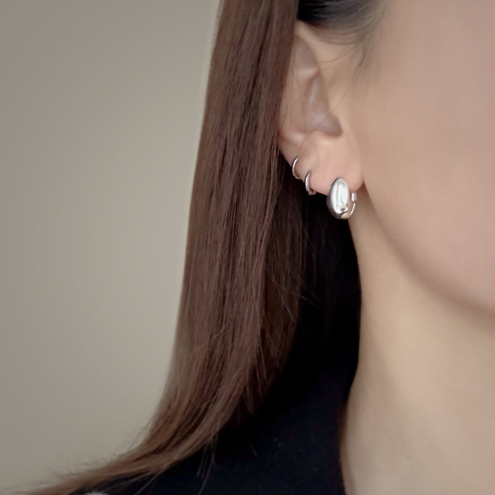 Swan’s Awakening earrings