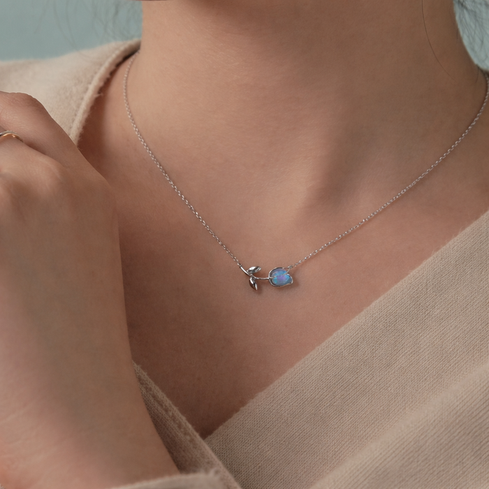 Tulip Dew Necklace