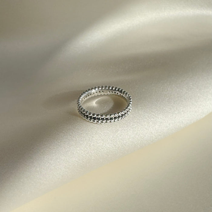 Noir Bead Ring
