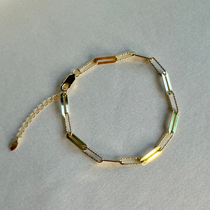 Shiny Paper Clip Bracelet