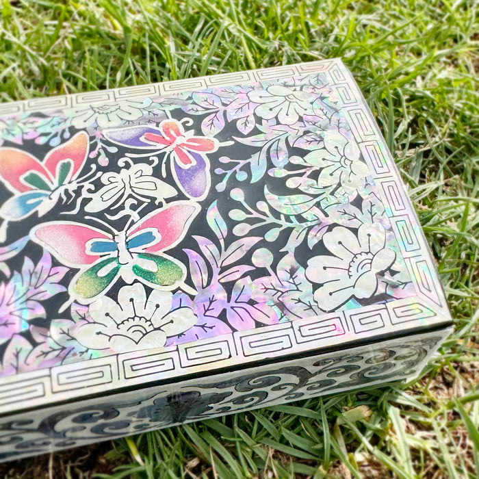 Butterfly Manual Jewelry Box