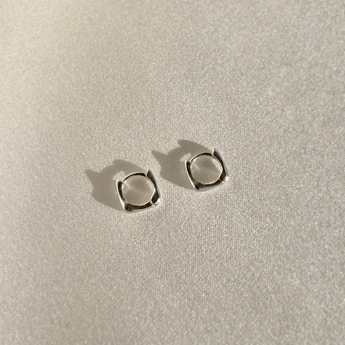 Angle Mini Hoops