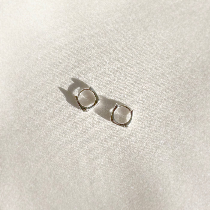 Angle Mini Hoops